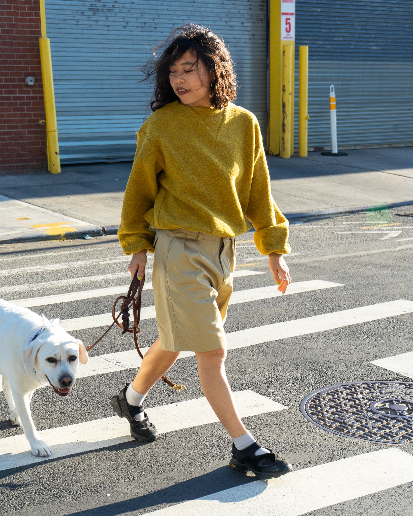 The Sweatshirt - Yellow - Image 4