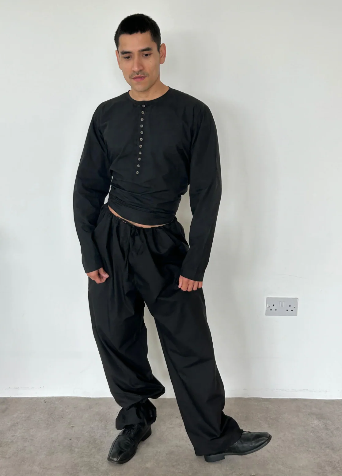 Romain Top - Black - Image 5